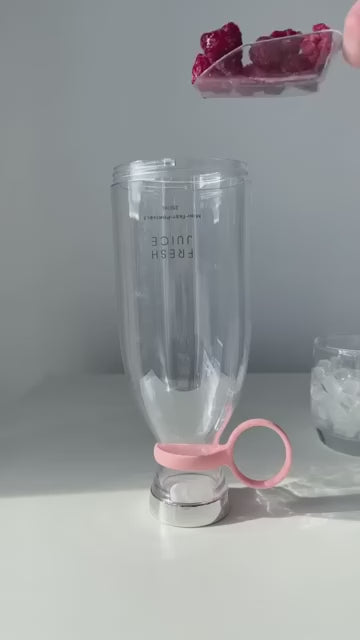 Portable USB Rechargeable Mini Blender - Fresh Juice Anywhere in 30 seconds